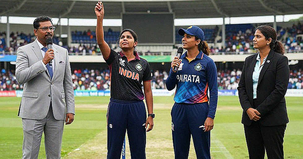 খুলনার লম্বা থ্রো: যুব ক্রিকেটে প্রতিভার অপচয় ও নতুন প্রজন্মের পথ খুলনার লম্বা থ্রো: যুব ক্রিকেটে প্রতিভার অপচয় ও নতুন প্রজন্মের পথ