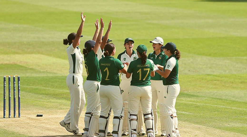 Seam at Kingsmead and Nortje's Body: How to Read One Session in Durban Seam at Kingsmead and Nortje's Body: How to Read One Session in Durban
