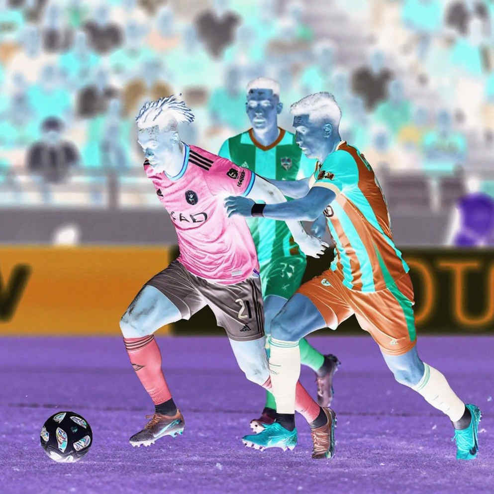 72 Hours in Jakarta: The Indonesia vs Malaysia Fixture Stands on Bergson's 35-Year-Old Legs 72 Hours in Jakarta: The Indonesia vs Malaysia Fixture Stands on Bergson's 35-Year-Old Legs