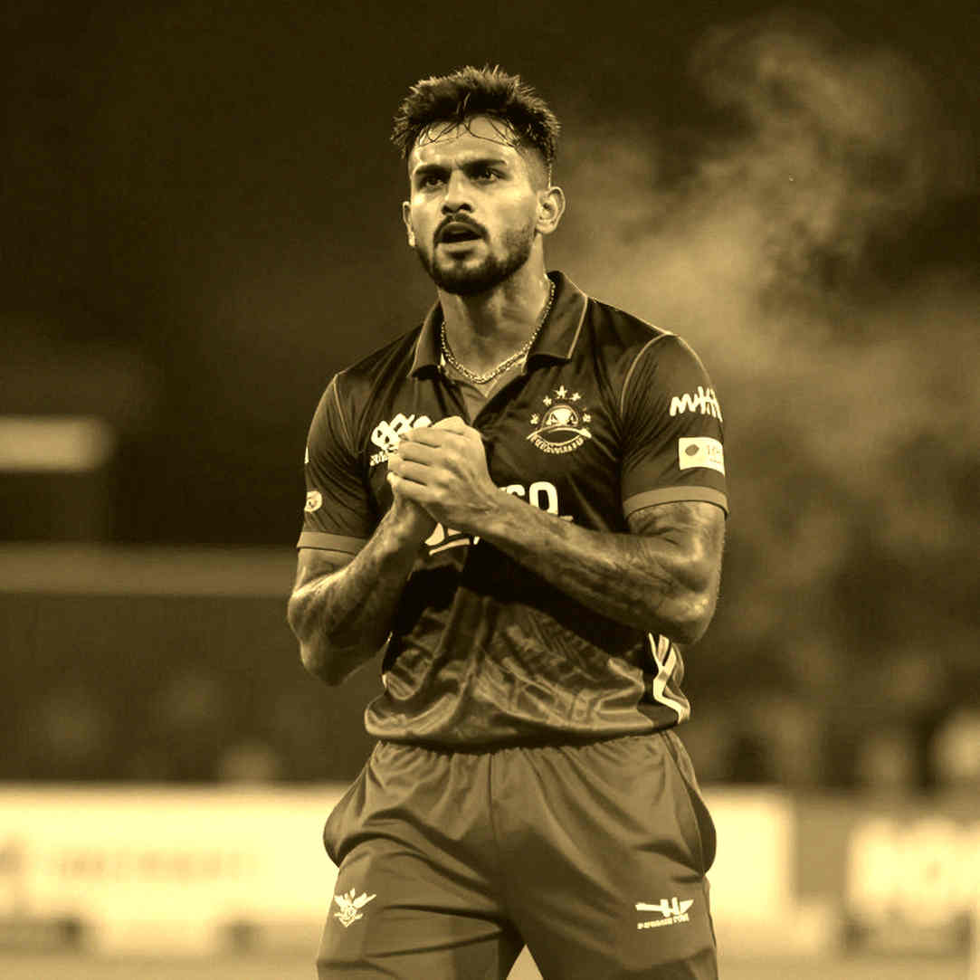 এশিয়ার ফ্র্যাঞ্চাইজি মজুরি-ঝর্ণা: এক স্বাক্ষর কীভাবে সাতটি চুক্তির সিলিং নাড়িয়ে দেয়