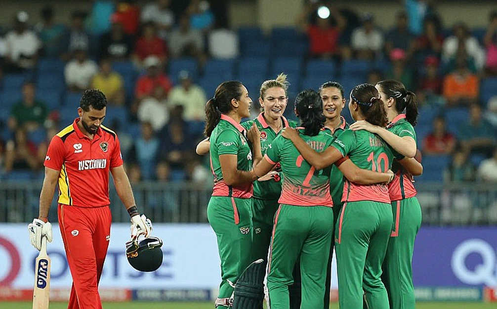 গোয়াহাটি বৈঠকের নীরব ফাইল: 'আপাতত' শব্দে লুকানো ভারতীয় মহিলা ক্রিকেটের আসল ঝুঁকি গোয়াহাটি বৈঠকের নীরব ফাইল: 'আপাতত' শব্দে লুকানো ভারতীয় মহিলা ক্রিকেটের আসল ঝুঁকি