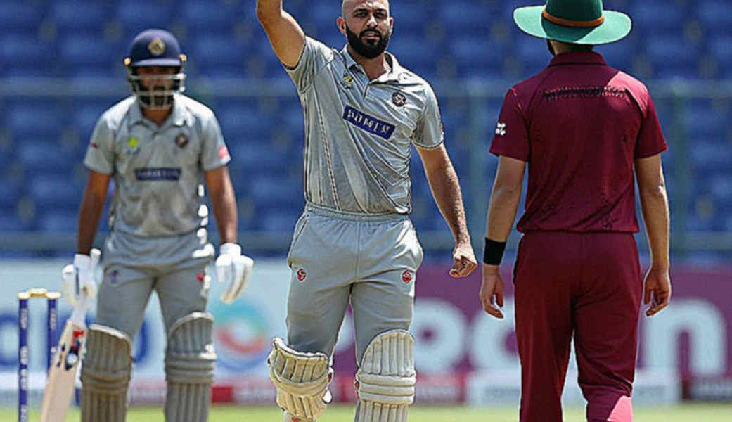 ছয় ওভারে ১১৮: যে ইনিংস গেইলকে ছাপিয়ে যায় না, বরং ভারতের বোলিংয়ের ফাটল দেখায়
